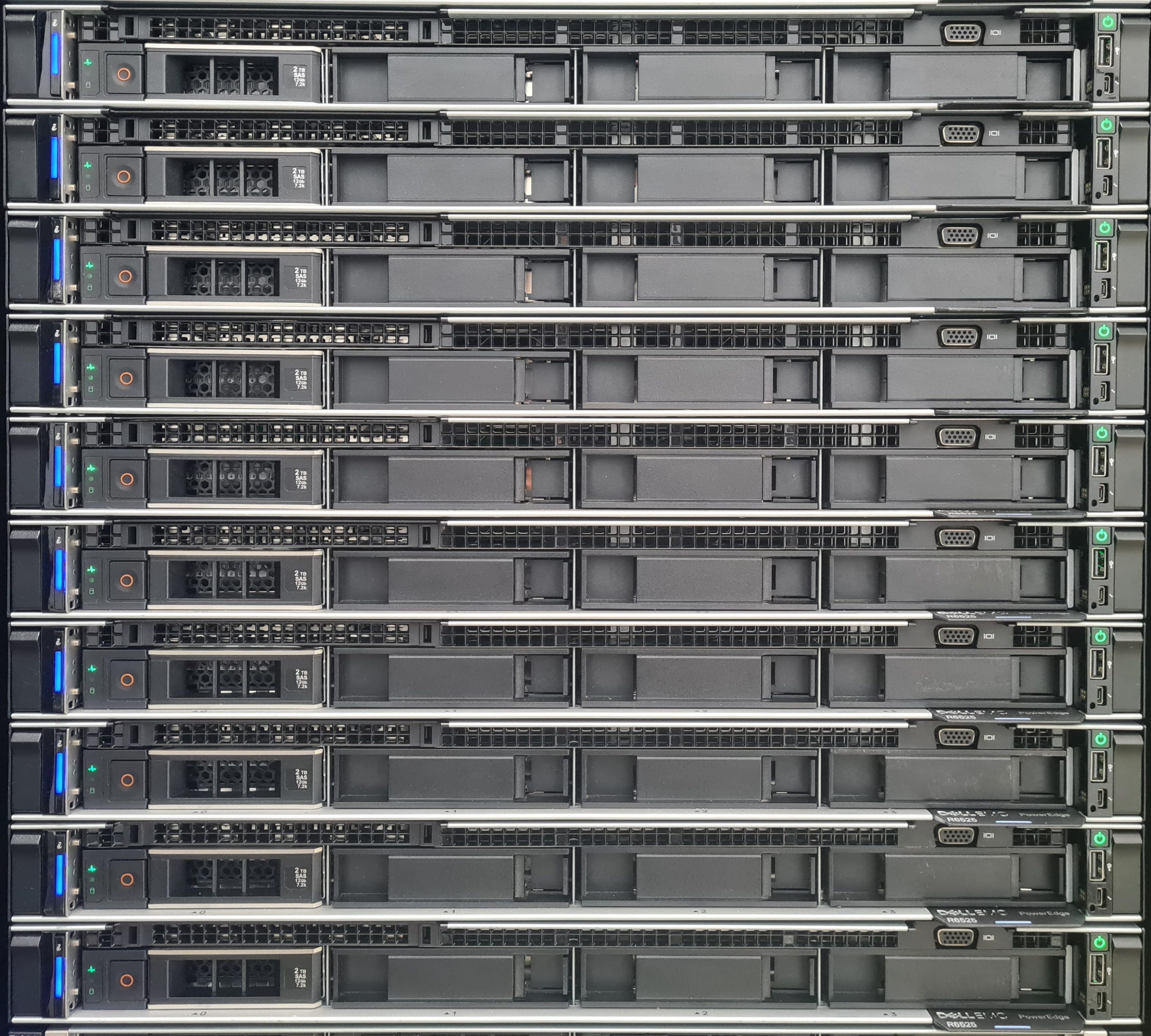 compute_nodes_dell_amd.jpg