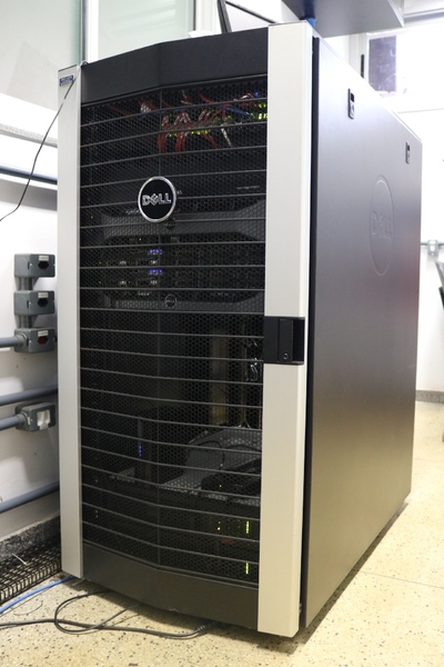 Cluster_Dell.JPG