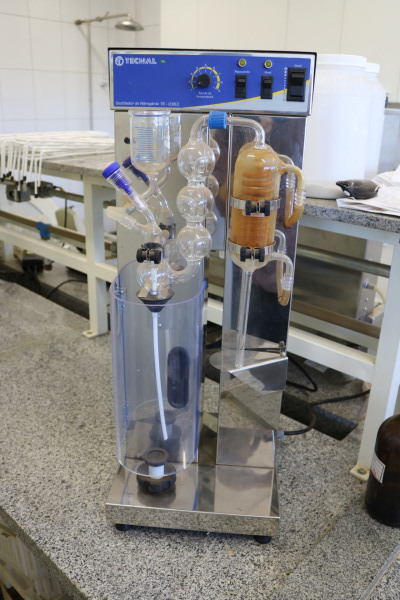Destilador_de_Nitroge__nio_Tecnal_TE_0363.JPG