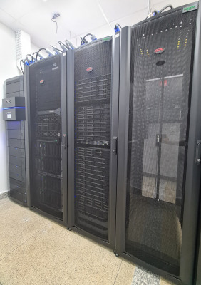 racks1.jpg